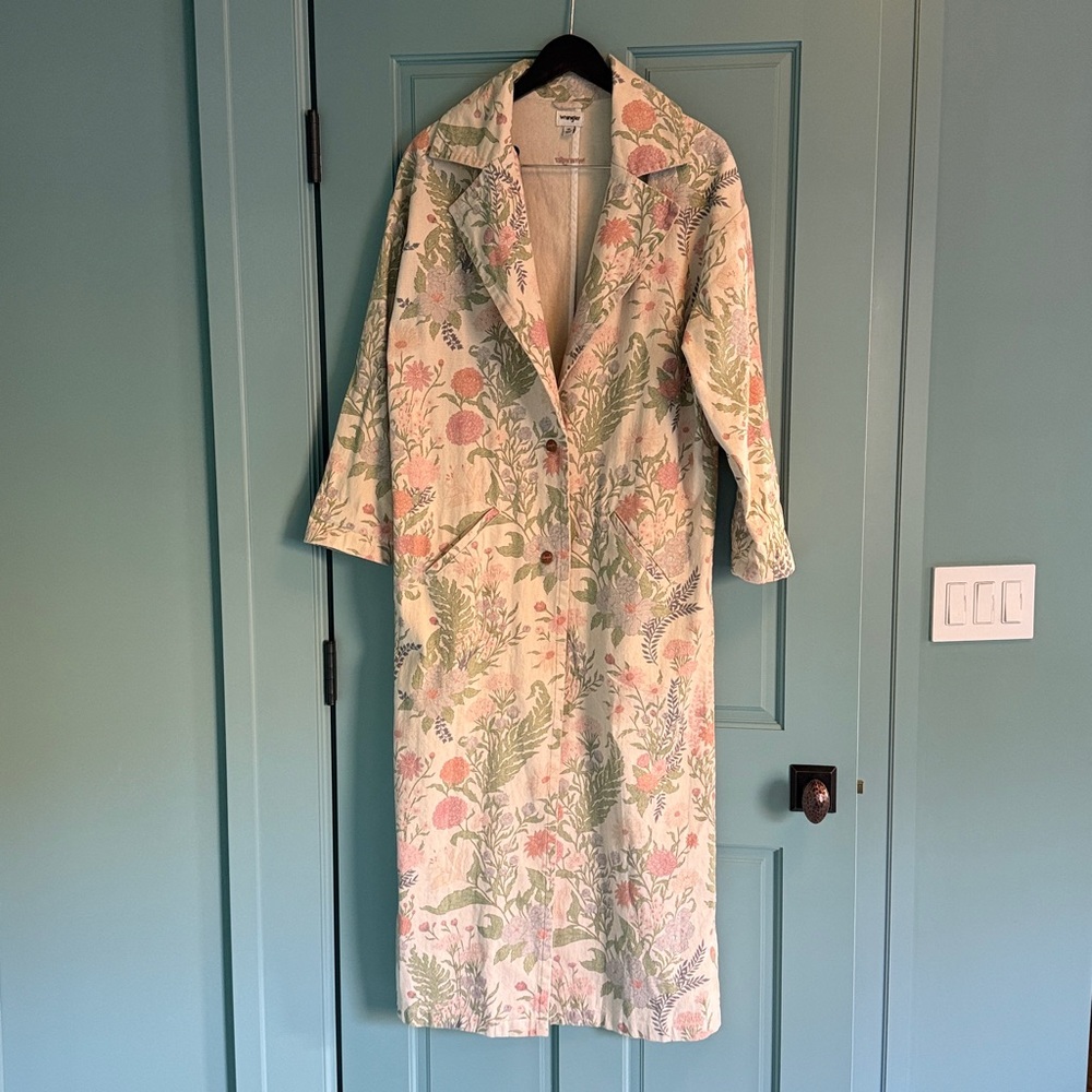 Wrangler Cream and Pink Floral Women's Duster Jacket